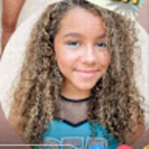 Meet your Posher, Shaniya